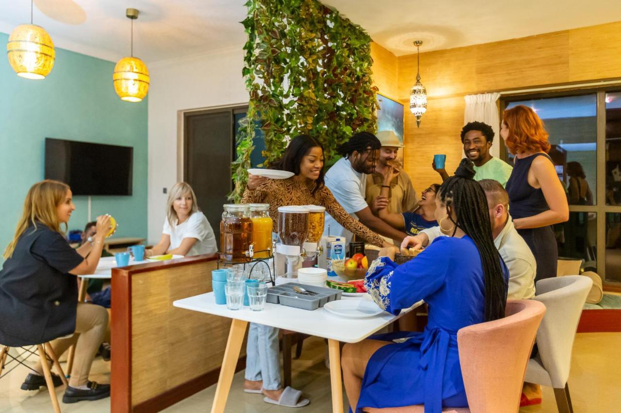 Homestar Deluxe Jbr Meditation & Wellness Hostel Dubai Luaran gambar